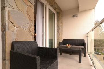Фото номера Улучшенные апартаменты Отель Hotel Skalny Spa Bieszczady г. Полянчик 5